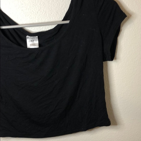 Black crop top - Picture 3 of 3